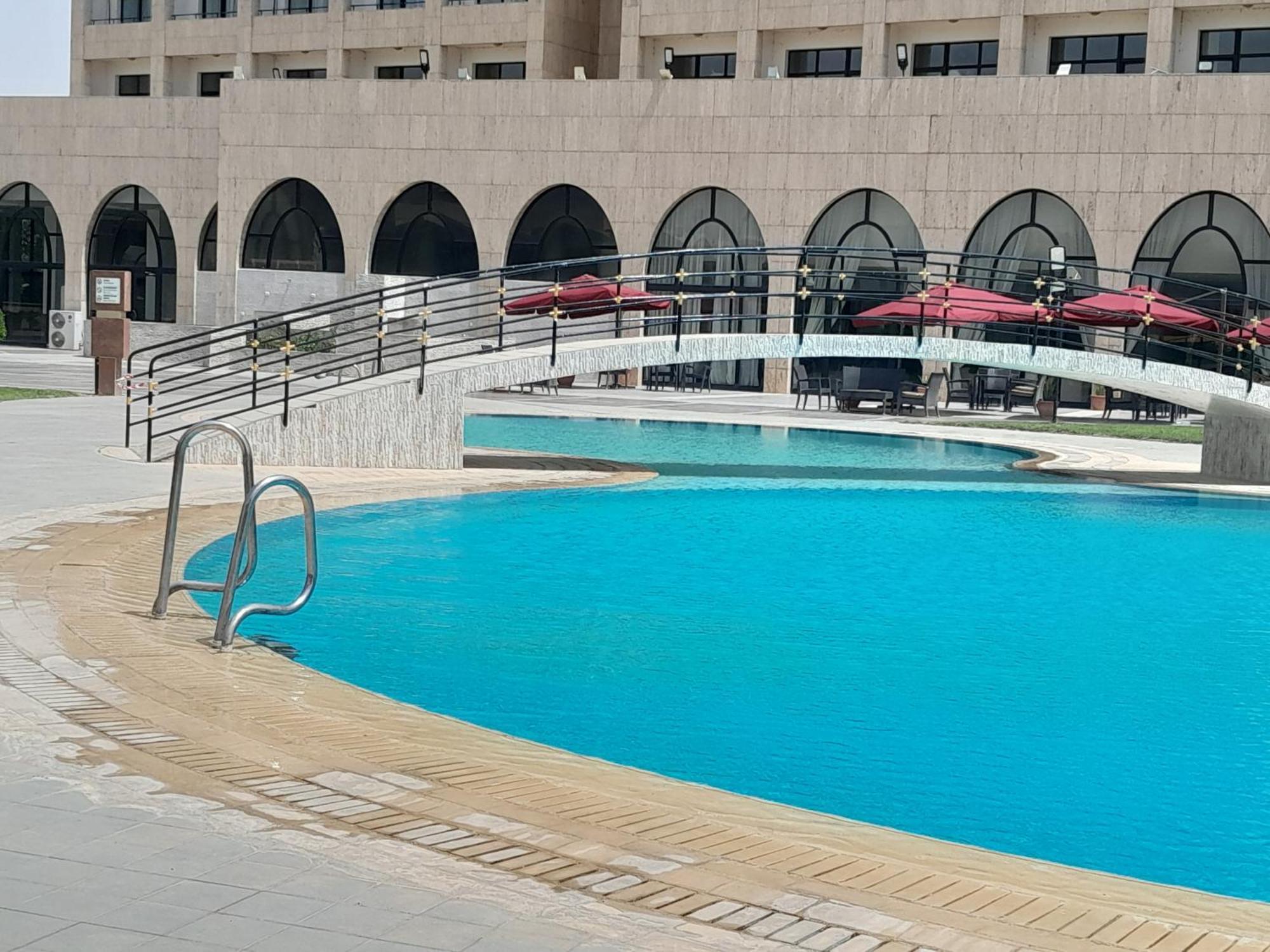 L'Amitie Hotel NʼDjamena Eksteriør billede